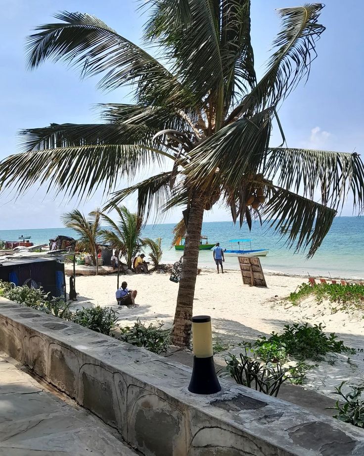 Coastal Beach & Culture